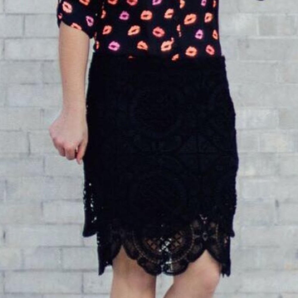 Black Scalloped Skirt